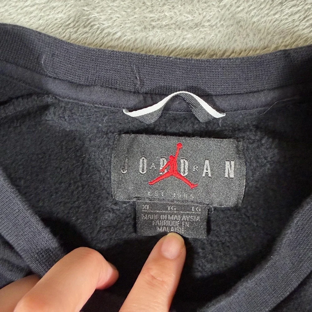 Air Jordan Rainbow Jumpman Sweatshirt Mens‎ XL Black Crewneck Fleece AV0044-010